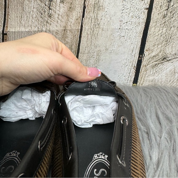 TODS - Limited Edition Driving Shoes - Picture 9 of 9